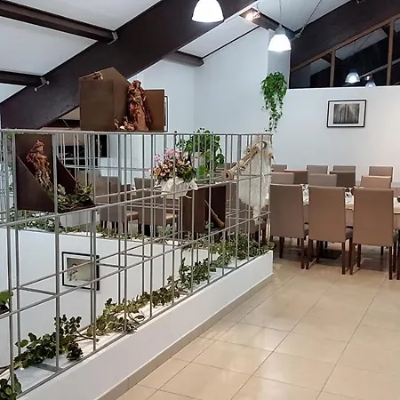 Hotel Chalet Madonna Di Viggiano