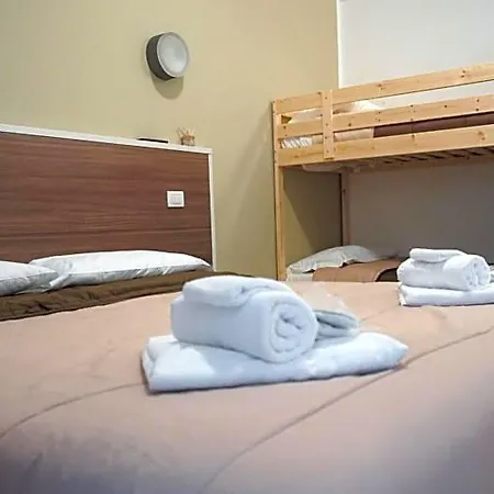 Hotel Madonna Di *