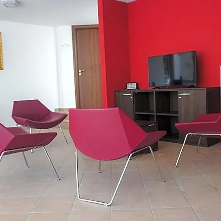 Hotel Madonna Di *